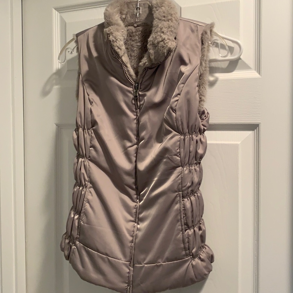 Super cute reversible vest! Like new!